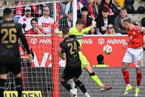 Stuttgart lässt Punkte liegen