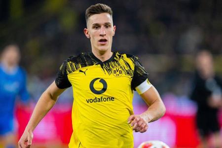 Nico Schlotterbeck - Note: 3,0 - Bekam zunächst nur wenig Stabilität in die Hintermannschaft und offenbarte ungewohnte Schwächen in der Luft. Wurde deutlich sicherer, als der BVB hinten herauskam und er die Kölner Angriffe in ihrer Entstehung lesen konnte. Nach Seitenwechsel auch als Impulsgeber mit Ball immens wichtig.