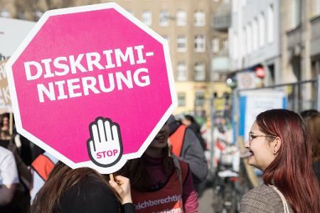 Programme gegen Diskriminierung sieht US-Präsident Trump als Auswuchs der 