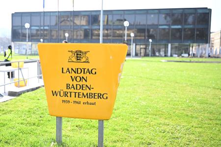 Der Wahlkampf entwickelte sich zu einem Kopf-an-Kopf-Rennen.