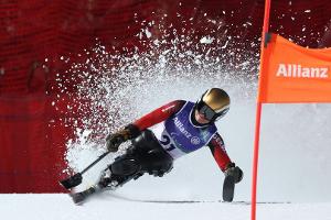 Nach Abfahrts-Gold: Forster scheidet im Super-G aus