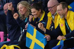 Kronprinzessin Victoria von Schweden fiebert bei den Paralympics mit