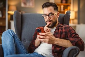 Dopamine Fasting: Kann man das Gehirn wirklich "entstimulieren"?