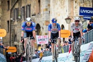 Tirreno-Adriatico: Van der Poel sprintet zum Etappensieg