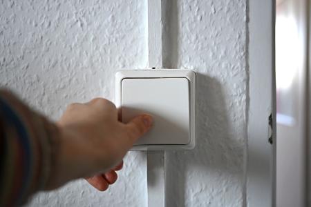 Die Stromrechnung von Haushalten soll niedriger werden. (Symbolbild)