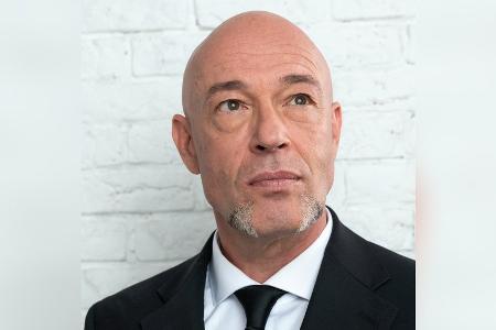 Der Graf: Tod seiner Eltern hat ihm 