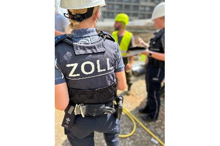 Symbolfoto: FKS Baustelle Personenbefragung
Quelle: Hauptzollamt Heilbronn