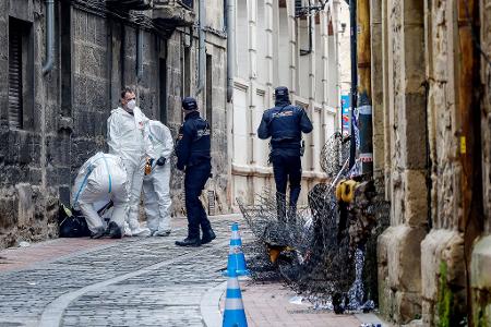 Der Verdächtige stellte sich laut Polizei, als er von der Fahndung erfuhr. 