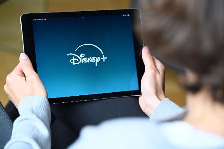 Abonnenten des Streamingdienstes Disney+ müssen derzeit bei einigen Premium-Inhalten Abstriche in der Bildqualität hinnehmen.