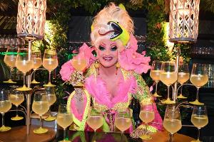 Olivia Jones eröffnet Dschungelcamp-Bar in Hamburg