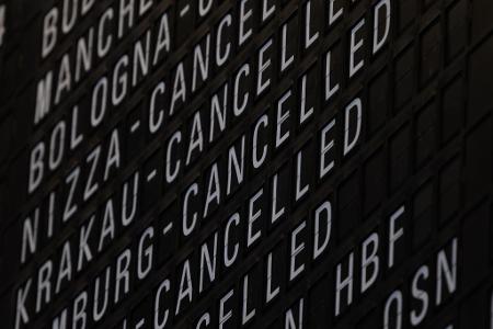 Am Frankfurter Flughafen wurden 400 Starts und Landungen gestrichen.