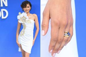 Aufregung um Zendaya: Auftritt mit Ring in "SatC"- und Houston-Kleid