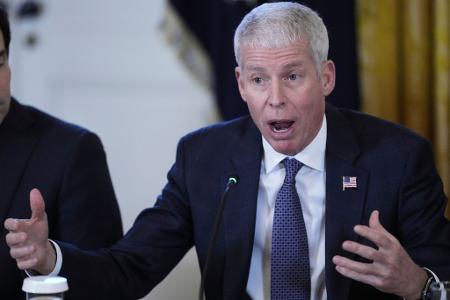 Die USA sind nach Angaben von Energieminister Wright noch nicht in der Lage, Tanker durch die Straße vopn Hormus zu eskortieren. 