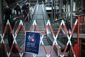 Seit Wochen kaputt: Rolltreppen im Hauptbbahnhof.