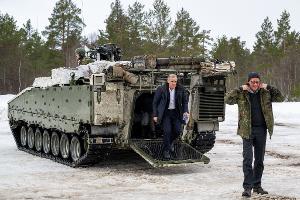 Kanzler Merz und Kanadas Premier gemeinsam bei der Übung "Cold Response".
