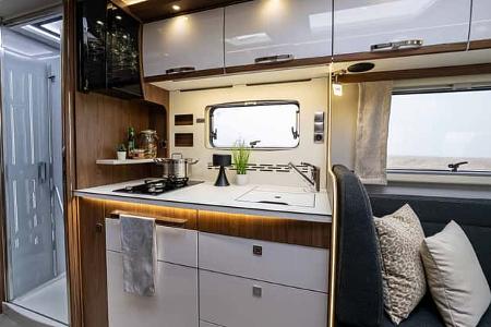 Küchenzeile, Duschkabine