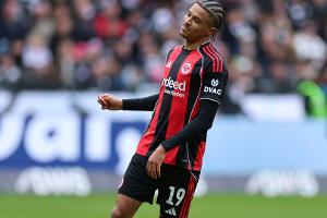 Nach zähem Start: Frankfurter Pflichtsieg gegen Heidenheim