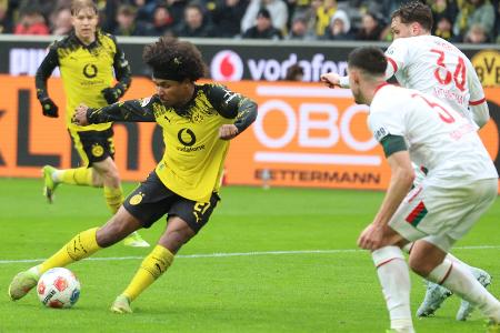 Adeyemi und Reggiani jubeln: BVB hält Verfolger auf Abstand
