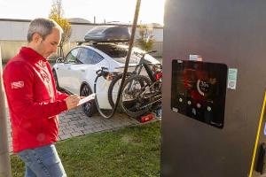 Caravaning, Wohnwagen, Zugfahrzeug, Ladesäule