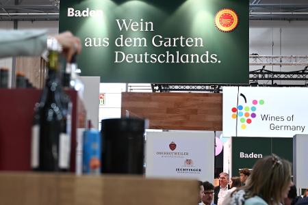 Auf der Weinmesse Prowein werden viele Weine vorgestellt.