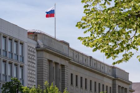 Im Dezember wurde der russische Botschafter ins Auswärtige Amt einbestellt. Grund waren laut Bundesregierung hybride Attacken, zu denen ein Cyberangriff gegen die Deutsche Flugsicherung (DFS) zählte. (Symbolbild)