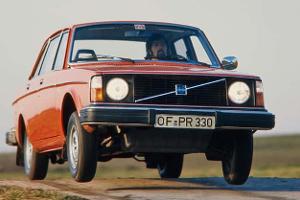 Volvo 244 DL auto motor und sport 04/1975