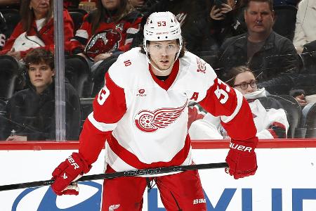 Seider und Peterka punkten: Wichtige Siege im Playoff-Rennen