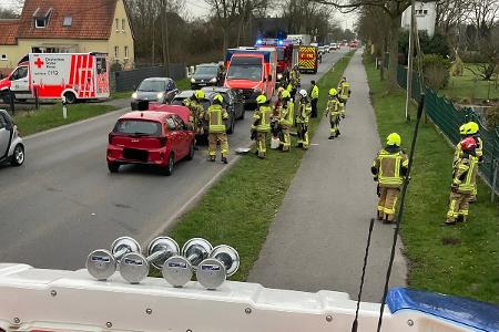Verkehrsunfall Menzelen Xantener Straße FFA
