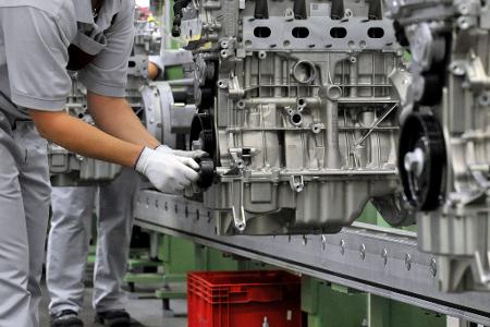 Die Schwäche der Auto-Industrie zwingt Zulieferer nach Alternativen zu suchen. (Symbolbild)