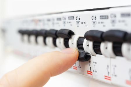 Sicherung herausdrehen vergessen