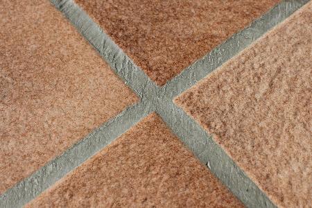 Fliesenfugen weglassen