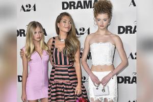 Erster Auftritt nach Eric Danes Tod: Rebecca Gayheart und ihre Töchter