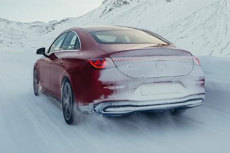 Mercedes CLA 220 4Matic, Hybrid