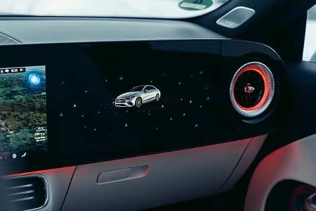 Mercedes CLA 220 4Matic, Hybrid