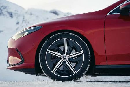 Mercedes CLA 220 4Matic, Hybrid