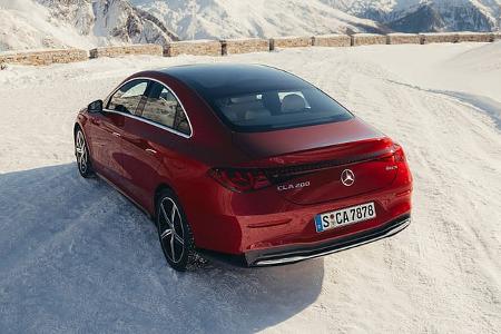 Mercedes CLA 220 4Matic, Hybrid