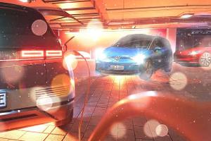 Hyundai Ioniq 5, VW ID.3, Tesla Model 3