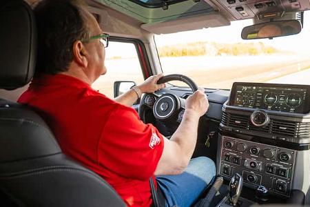 11/2025 Ineos Grenadier LeTech Portalachsen Feuerwe