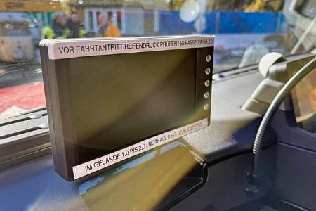 11/2025 Ineos Grenadier LeTech Portalachsen Feuerwe