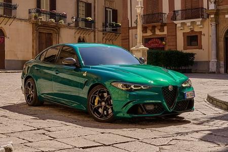 Alfa Romeo Giulia Quadrifoglio 100° Anniversario
