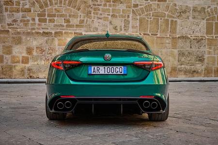 Alfa Romeo Giulia Quadrifoglio 100° Anniversario