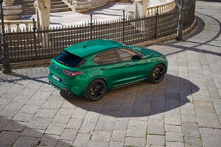 Alfa Romeo Stelvio Quadrifoglio 100° Anniversario