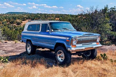 Jeep Cherokee S 1975 Restomod Vigilante Hemi V8