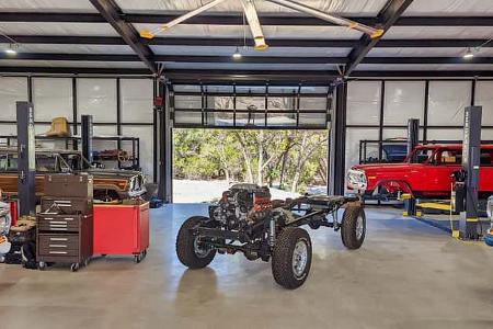 Jeep Cherokee S 1975 Restomod Vigilante Hemi V8