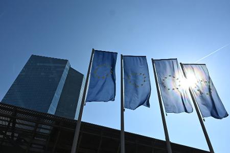 Der EZB-Rat hält die Leitzinsen im Euroraum seit Monaten unverändert.