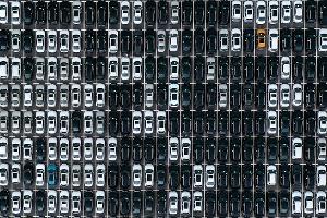 China hat einer Studie zufolge erstmals mehr Autos und Kfz-Teile in die EU exportiert als umgekehrt. (Symbolbild)