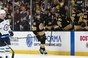 NHL: Reichel trifft bei seinem Boston-Debüt