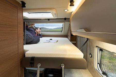 f Knaus Tourer Van 500 MQ Hubbett