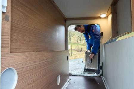 f Knaus Tourer Van 500 MQ Garage