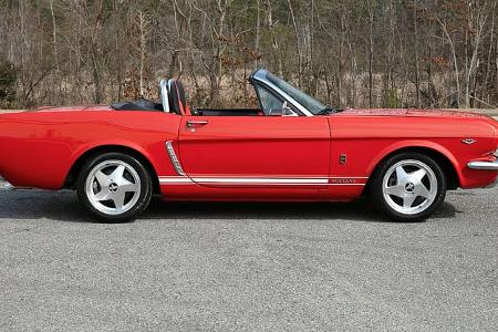 Carnes M1stang Mazda MX-5 NB Ford Mustang Optik